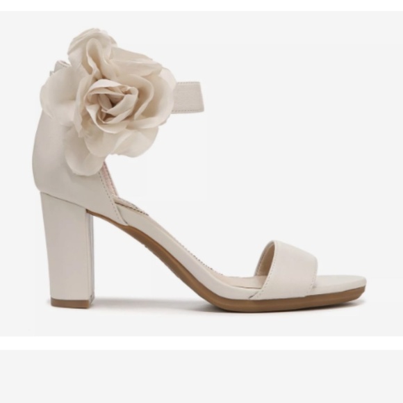 LifeStride Adore Me Sandal - Picture 5 of 5